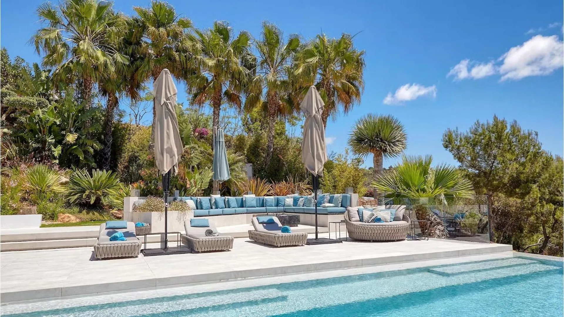 Exclusive Villa On White Isle El Estanyol
